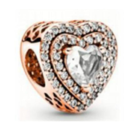 CHARM SEPARADOR CORAZÓN ELEVADO RESPLANDECIENTE Recubrimiento en Oro 14k